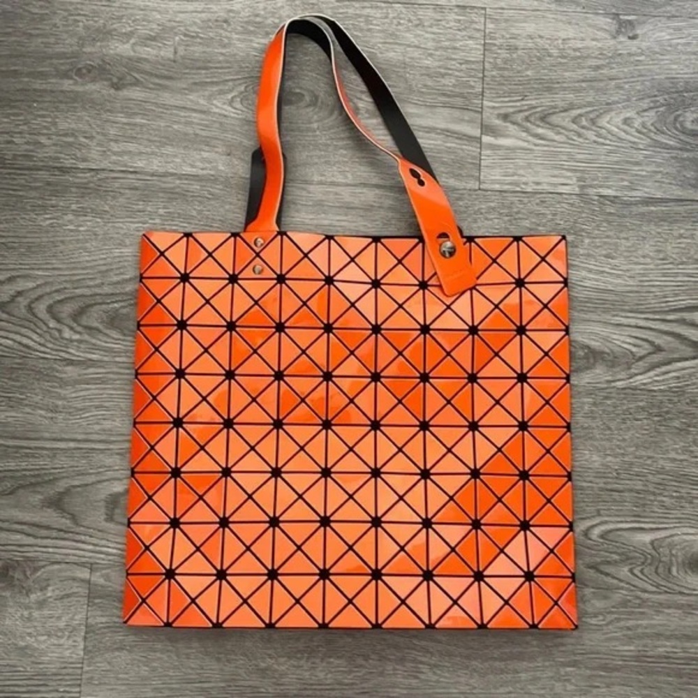 NWOT Issey Miyake Bao Bao bag